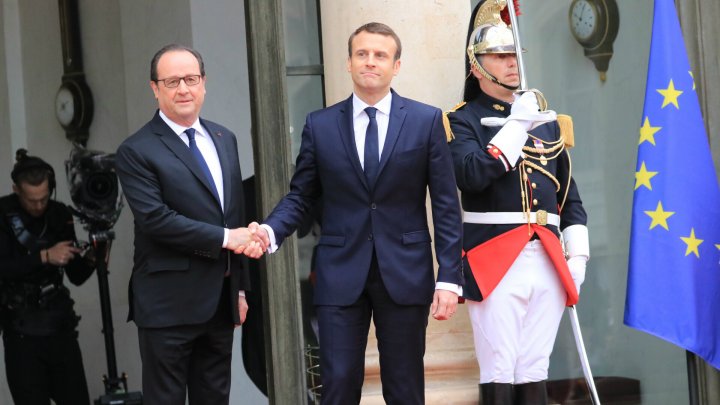 En direct : Emmanuel Macron devient officiellement le huitième président de la Ve République française