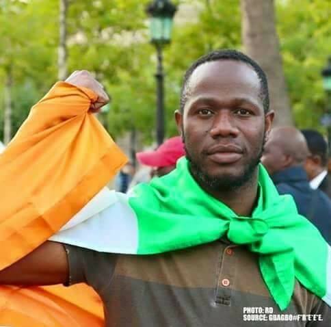 La jeunesse consciente de la diaspora ivoirienne en France en colère face à l’envoyé de soro guillaume.