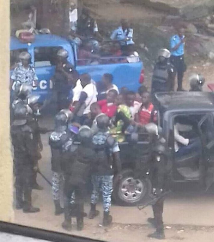 COTE D’IVOIRE  :Les ‘‘microbes’’ tuent/ La Police déclare la guerre aux étudiants