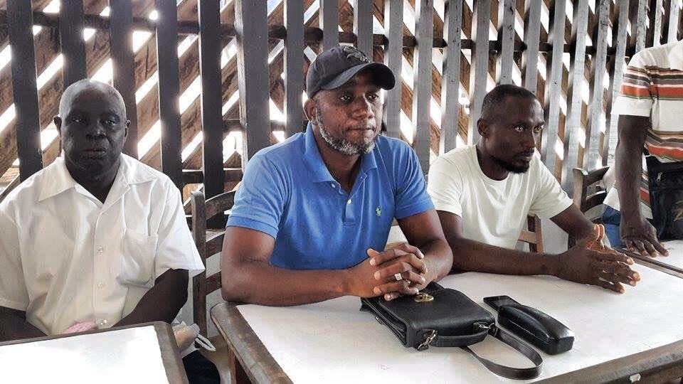 COTE D’IVOIRE :2ème étape de la tournée d’unité du (Cufpi à la place Sylla de yopougon, à genou, Gnaoré Achille lance un appel à Aboudramane Sangaré et à Affi Nguessan