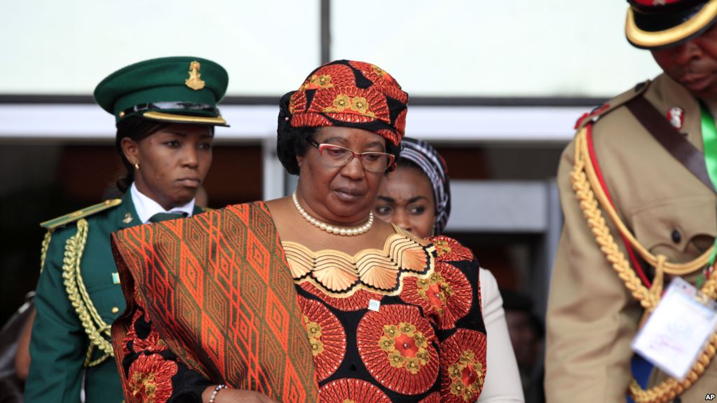 Malawi: l’ex-présidente Banda de retour au pays samedi après quatre ans d’exil