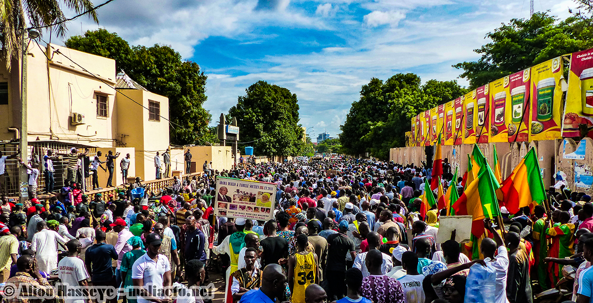 Mali  : des milliers de partisans d’IBK dans la rue pour défendre sa réélection