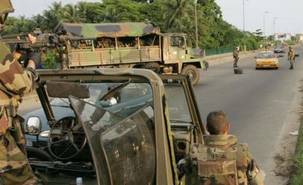 Urgent: Coup d’état au Gabon, l’armée française débarque dans la capitale