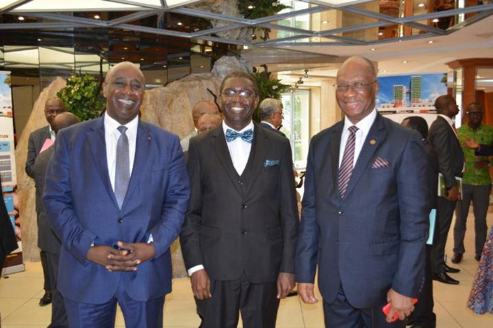 Petit déjeuner de travail avec les Chefs de Missions diplomatiques accrédités en Côte d’Ivoire des pays membres de l’Organisation Inter africaine de Café (OIAC) à