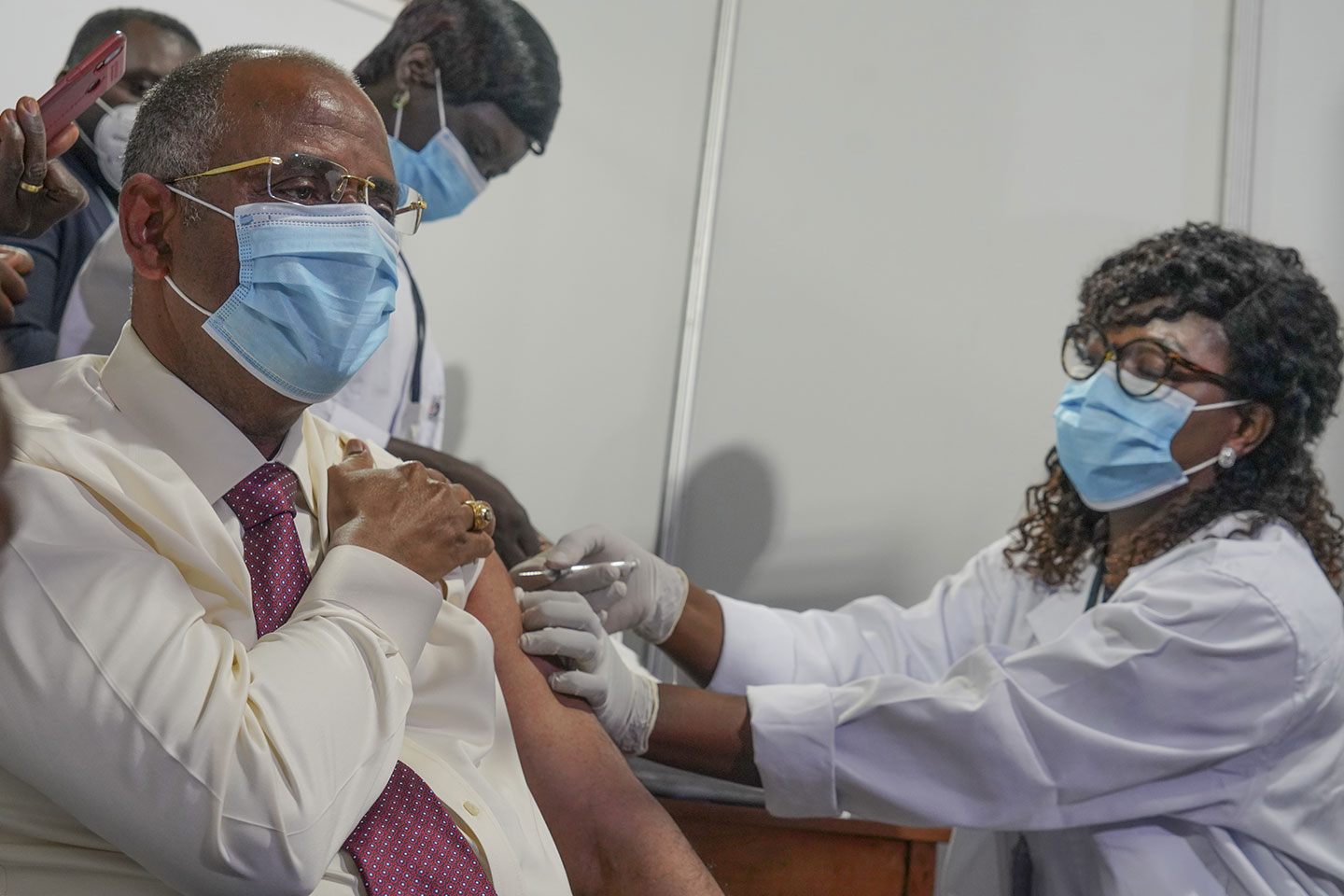 COVID-19, IL NE RESTE PLUS QUE 62 000 DOSES DE VACCIN DISPONIBLES EN CÔTE D’IVOIRE