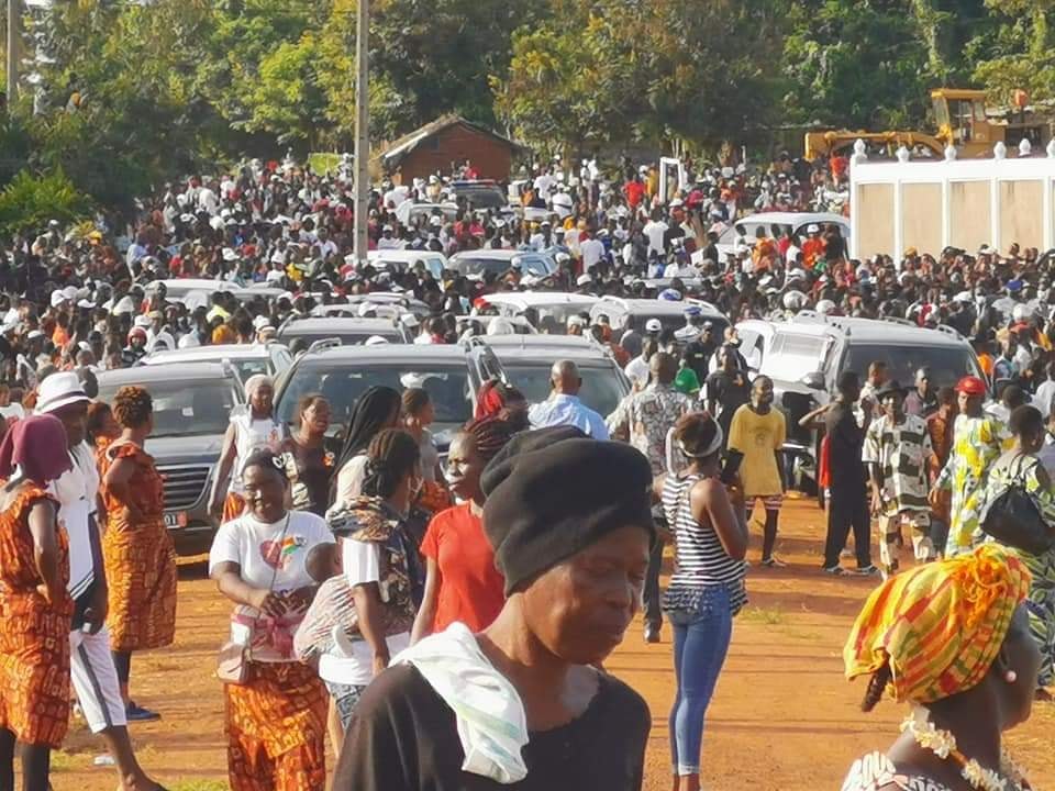 En Côte d’Ivoire, accueil triomphal « Le retour de l’enfant prodige »dans  son village natal de Mama